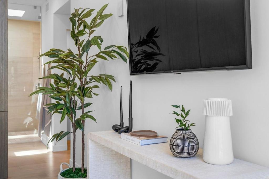 Experience Eco-Luxury At Its Finest - Centrally Located Clea House In San Diego! Экстерьер фото